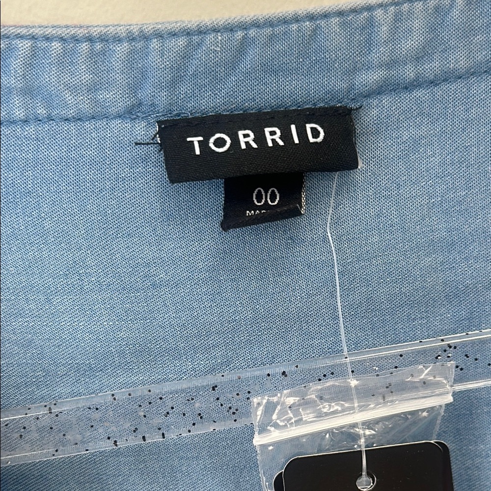 torrid Light Blue V-Neck Drawstring Shirt Dress - Picture 7 of 12